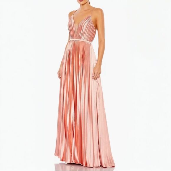 Ieena MacDuggal 49030 Gown Size 4 Pleated Plunge Neck Rose Gold - Picture 1 of 16